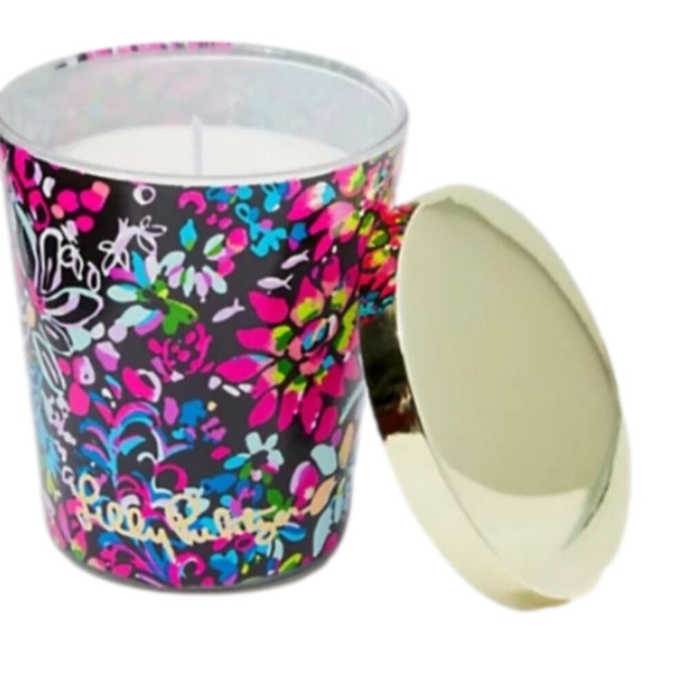 Lilly Pulitzer Multi-Print Candle – Feeling Fintastic – Brand New in Box